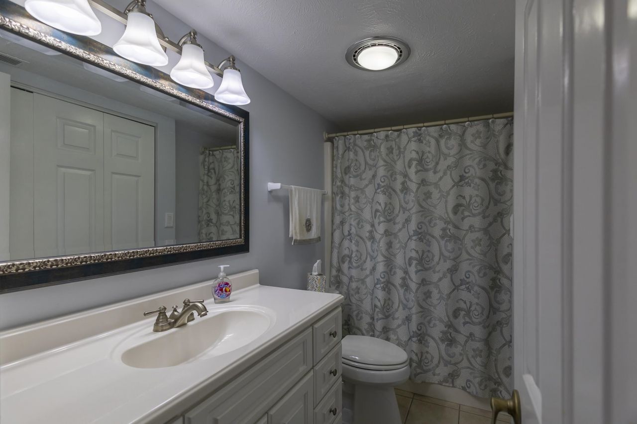 307 74th Ave. N Photo 14