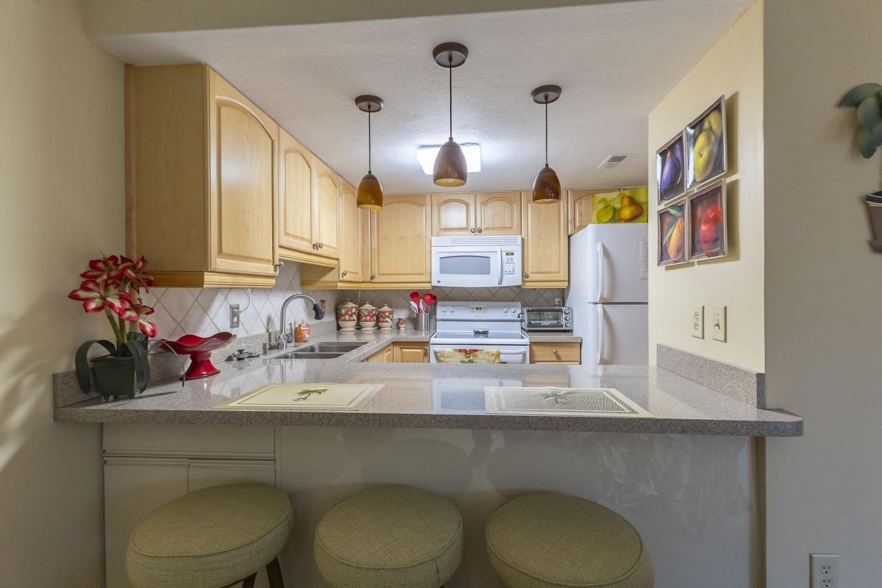 307 74th Ave. N Photo 16