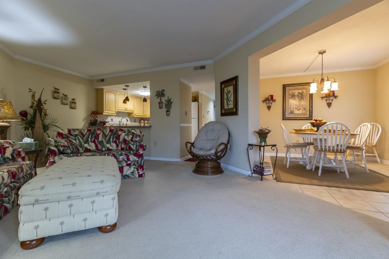 307 74th Ave. N Photo 8