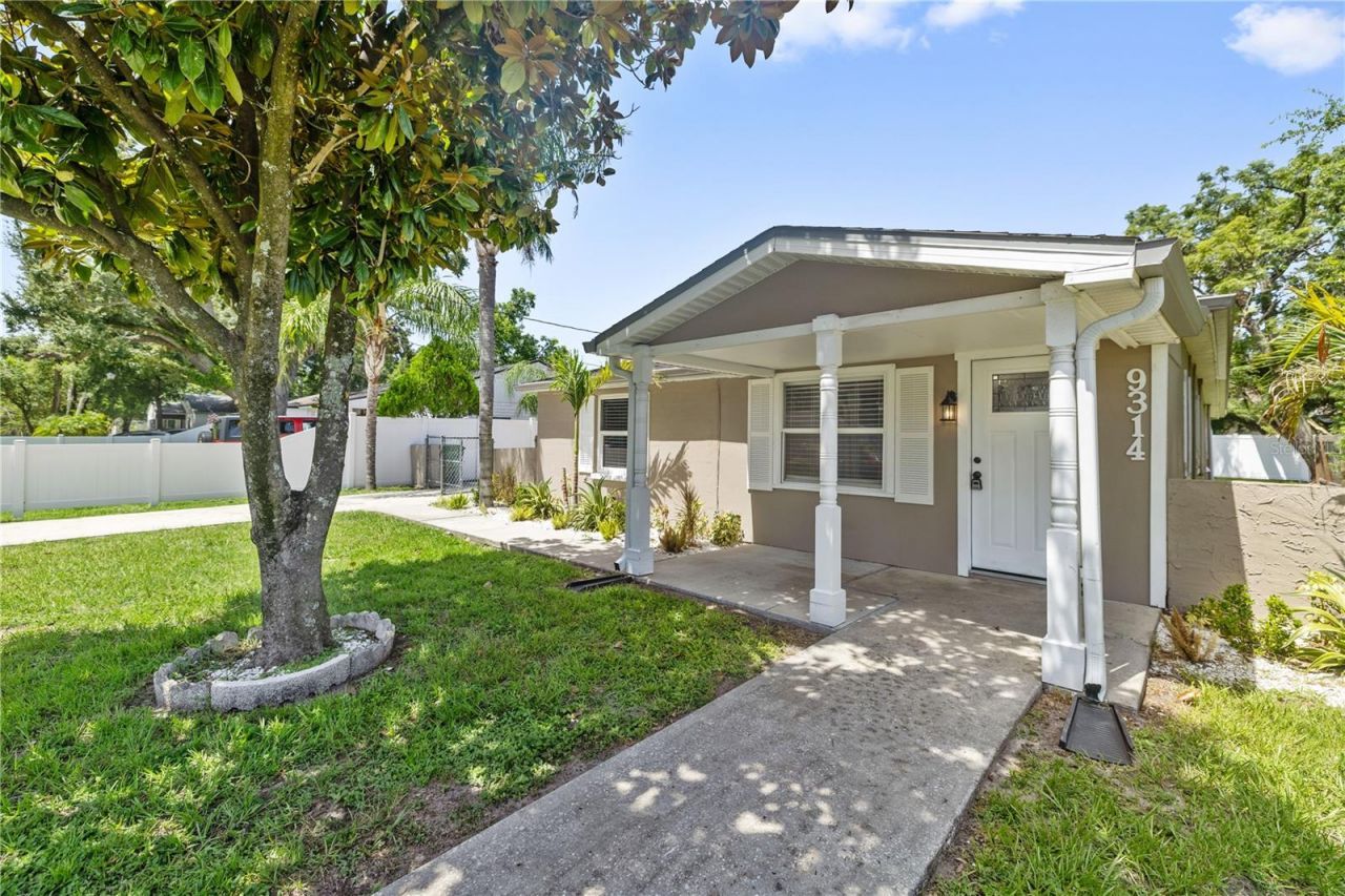 9314 N Ashley Street, Tampa, FL 33612 Main Photo