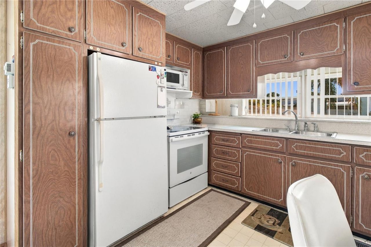 316 Danube Circle, Bradenton, FL 34207 Photo