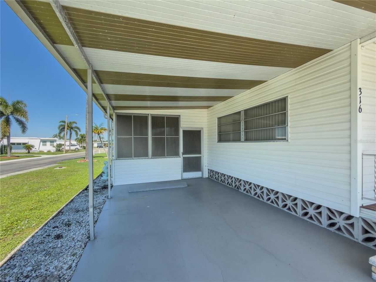 316 Danube Circle, Bradenton, FL 34207 Photo