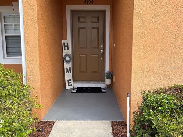 4194 WINDING VINE DRIVE , LAKELAND, FL 33812