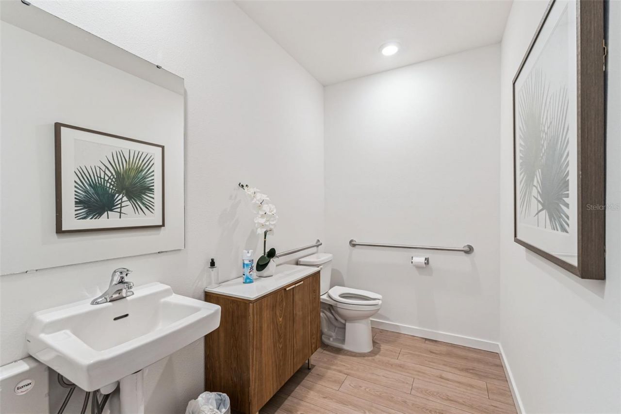 3231 Spineywood Drive , Ocoee, FL 34761 Photo