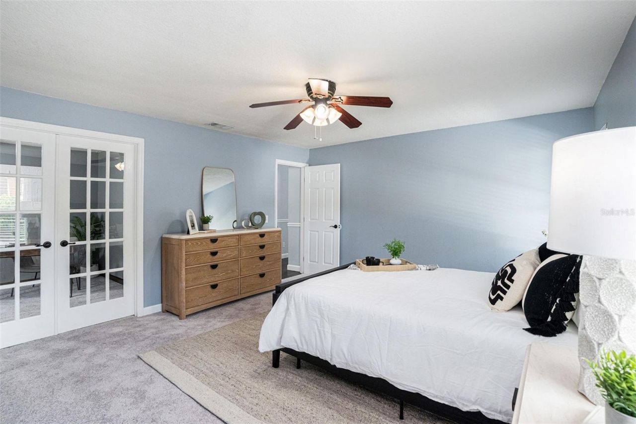 3721 Monarch Drive, Tampa, FL 33618 Photo