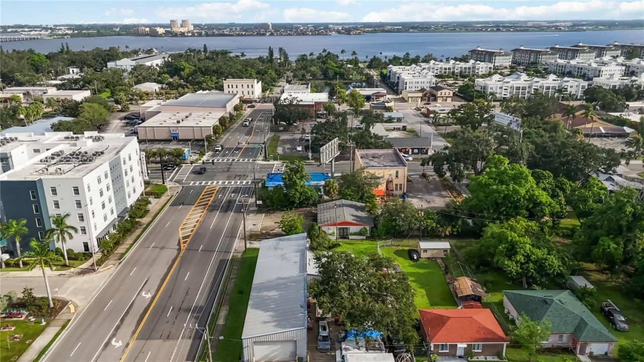 711 9th Street E, Bradenton, FL 34208 Photo