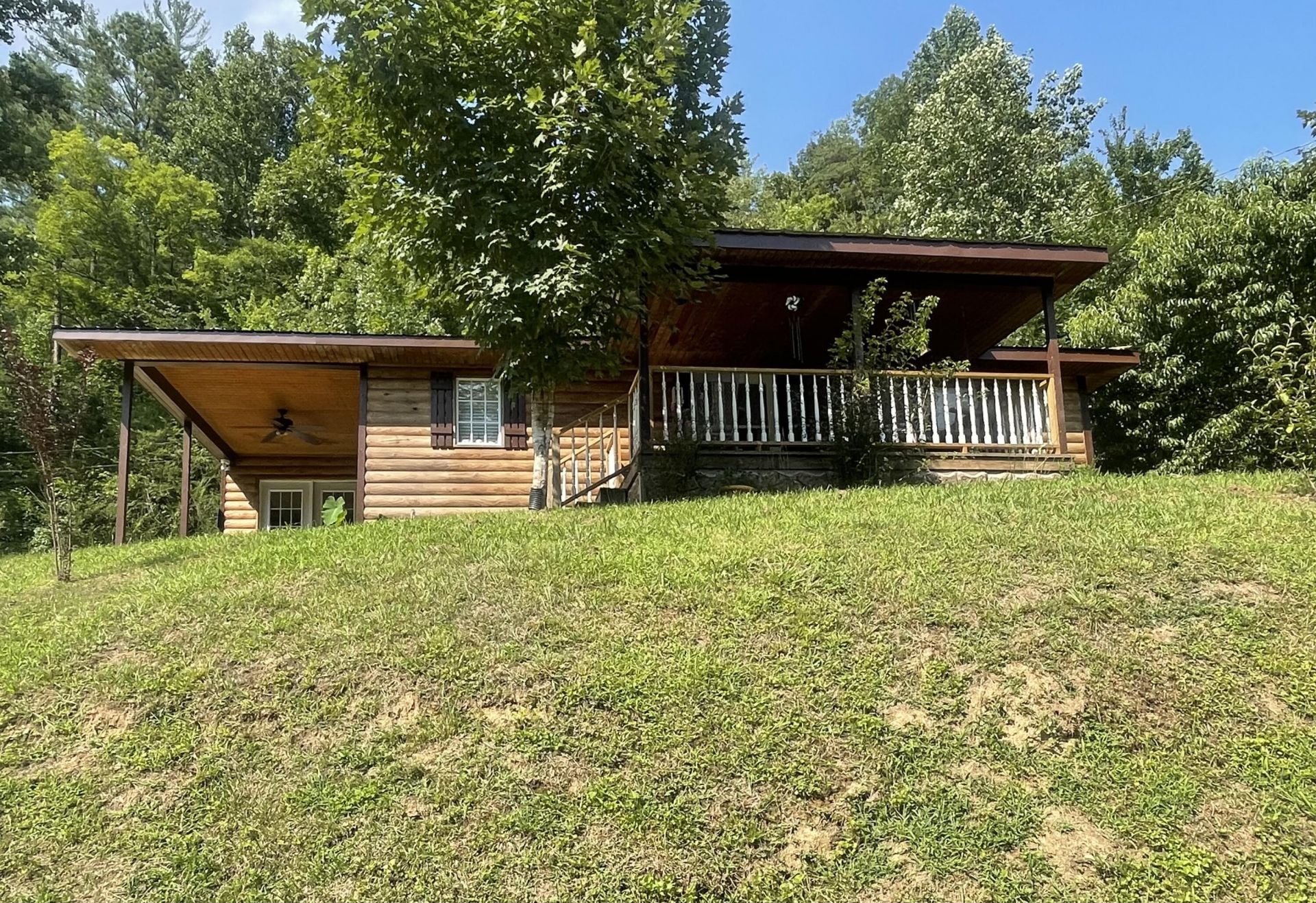 912 S Ky 3438, Cannon, KY 40923