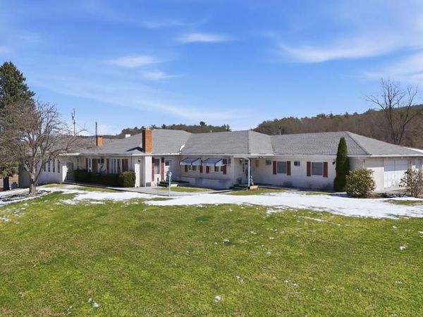 501 BREEZEWOOD ROAD S, BREEZEWOOD, PA 15533