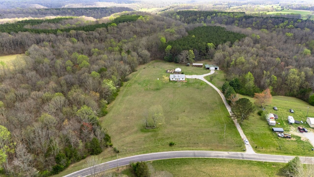 2950 Womble Ridge Rd, Ethridge, TN 38456 Main Photo