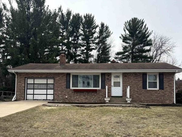 6621 Old Sauk Road, Madison, WI 53705