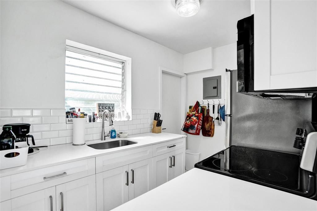 4313 Seagrape Drive, Unit 2, Lauderdale by the Sea, FL 33308 Photo