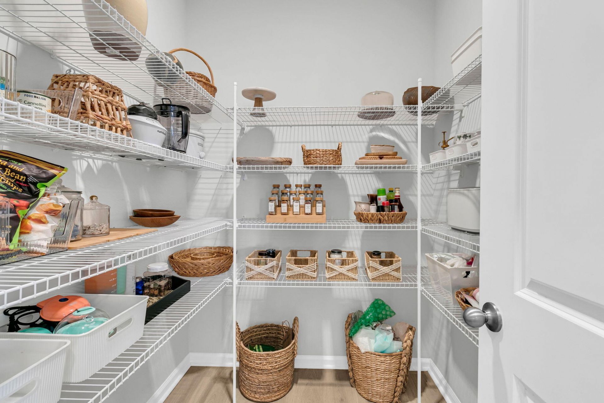 271 Rowans Creek Drive Photo 11