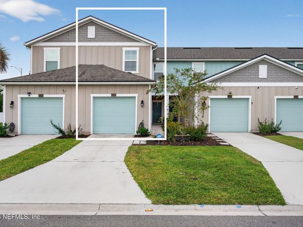 12784 VETERANS Court, Jacksonville, FL 32218