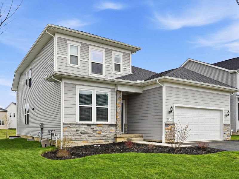 936 Mill Stone Drive, Sunbury, OH 43074 Photo 2