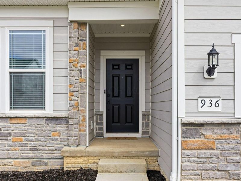 936 Mill Stone Drive, Sunbury, OH 43074 Photo 3