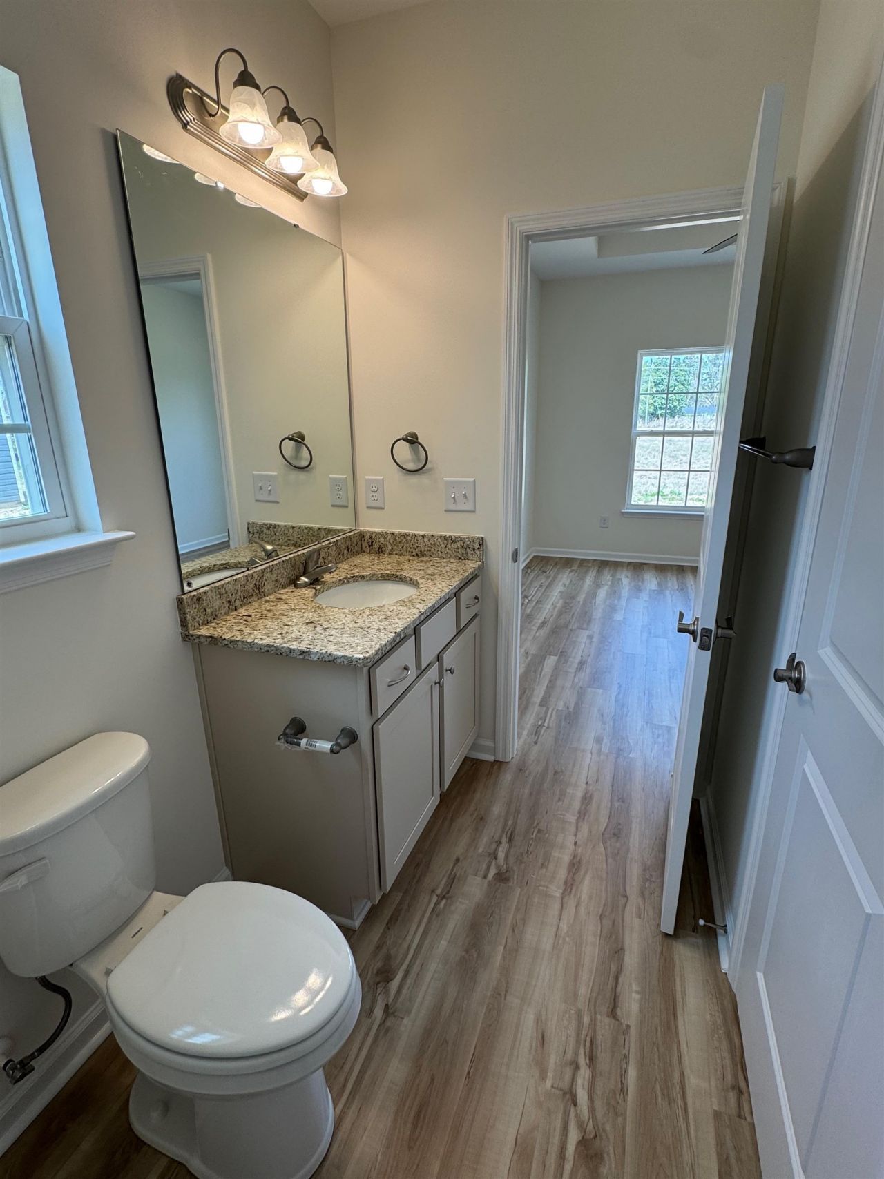 708 Fair Weather Dr  Photo 6