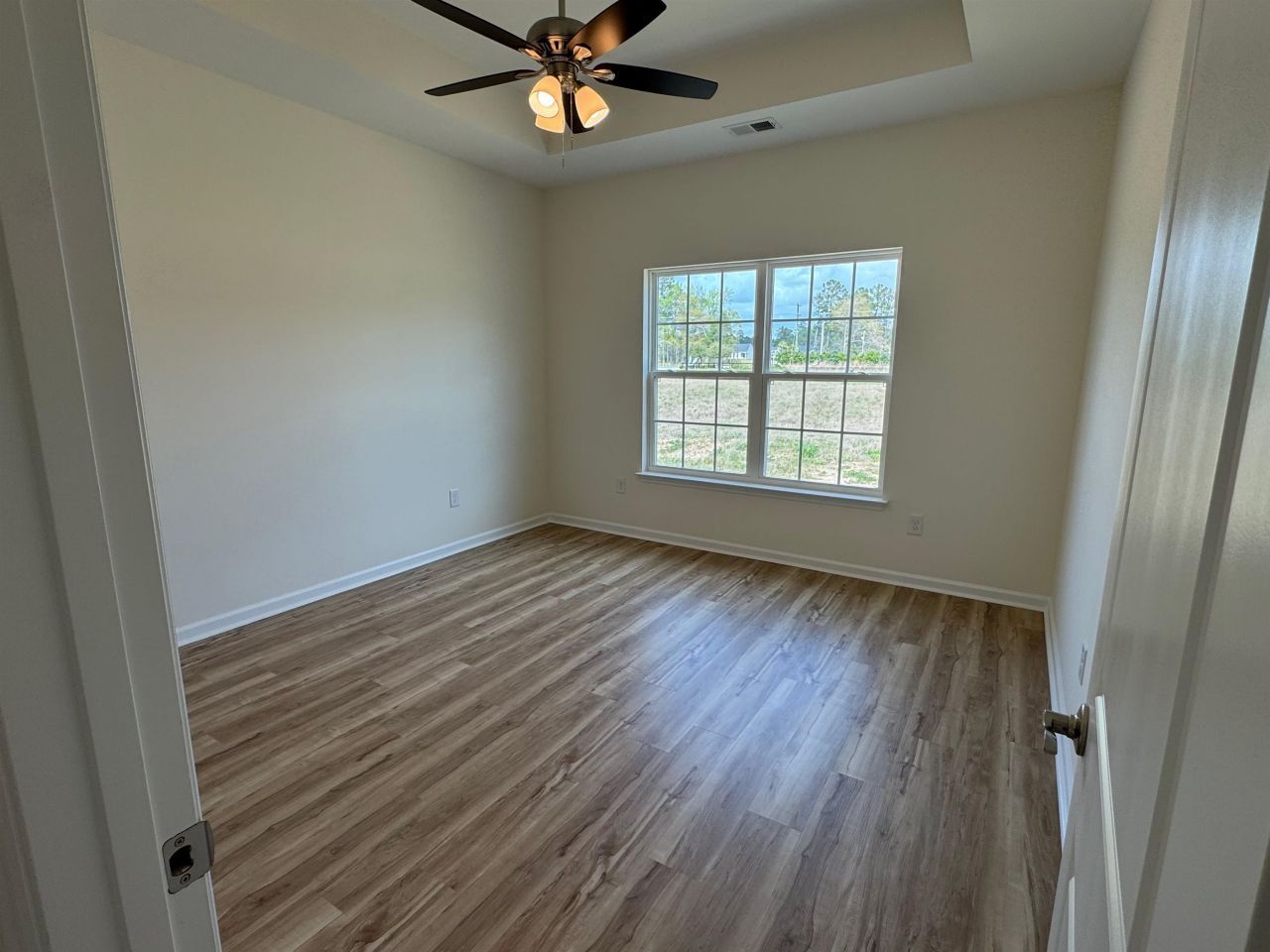 708 Fair Weather Dr  Photo 8