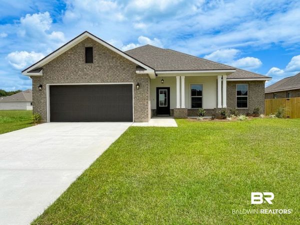 21170 Carlsberg Drive, Robertsdale, AL 36567