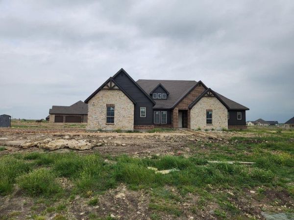 2305 Gypsum Street, Krum, TX 76249