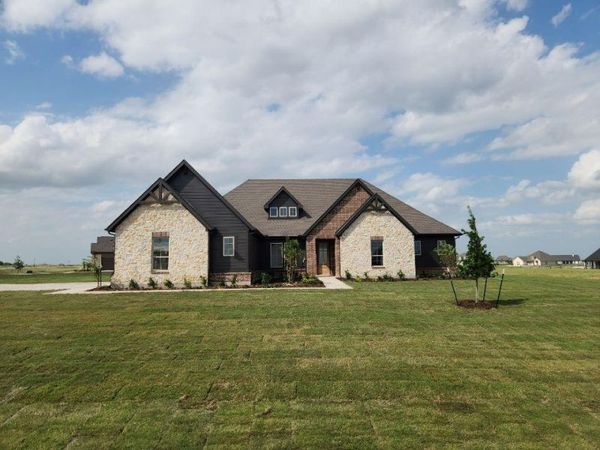 2305 Gypsum Street, Krum, TX 76249