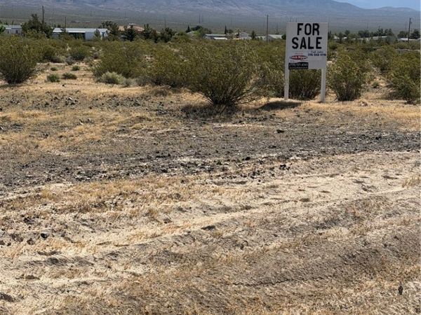 5611 N Highway 160, Unit N, Pahrump, NV 89060