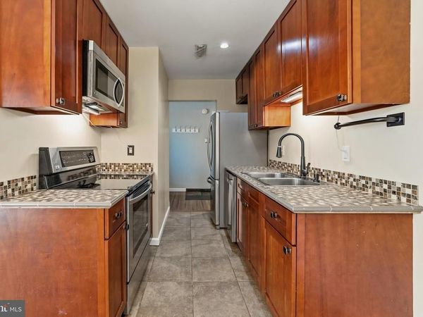 3 B E DAISY LANE, Unit B, MOUNT LAUREL, NJ 08054