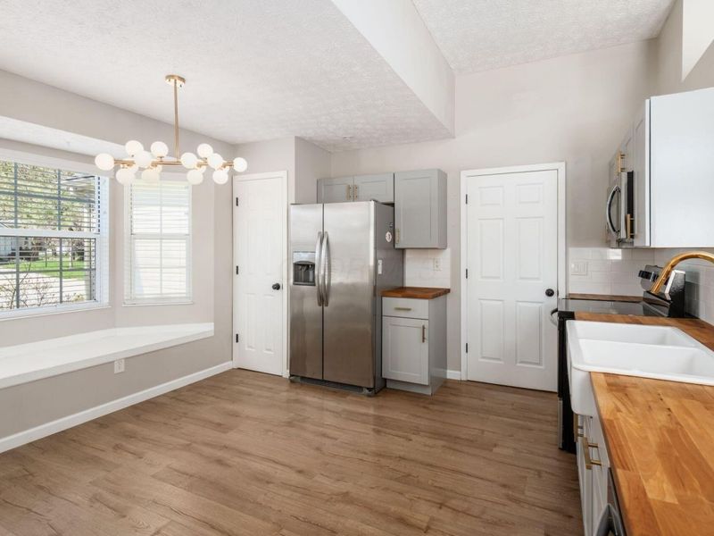 7682 Traphill Court, Columbus, OH 43235 Photo 9