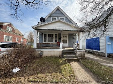 27 Lang Avenue, Buffalo, NY 14215