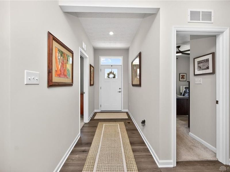 7114 Rivendell Circle, Miami Township, OH 45459 Photo 2