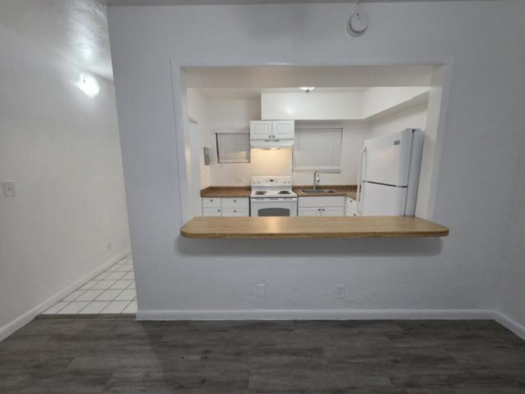 100 Isle Of Venice Drive, Unit 4, Fort Lauderdale, FL 33301 Photo