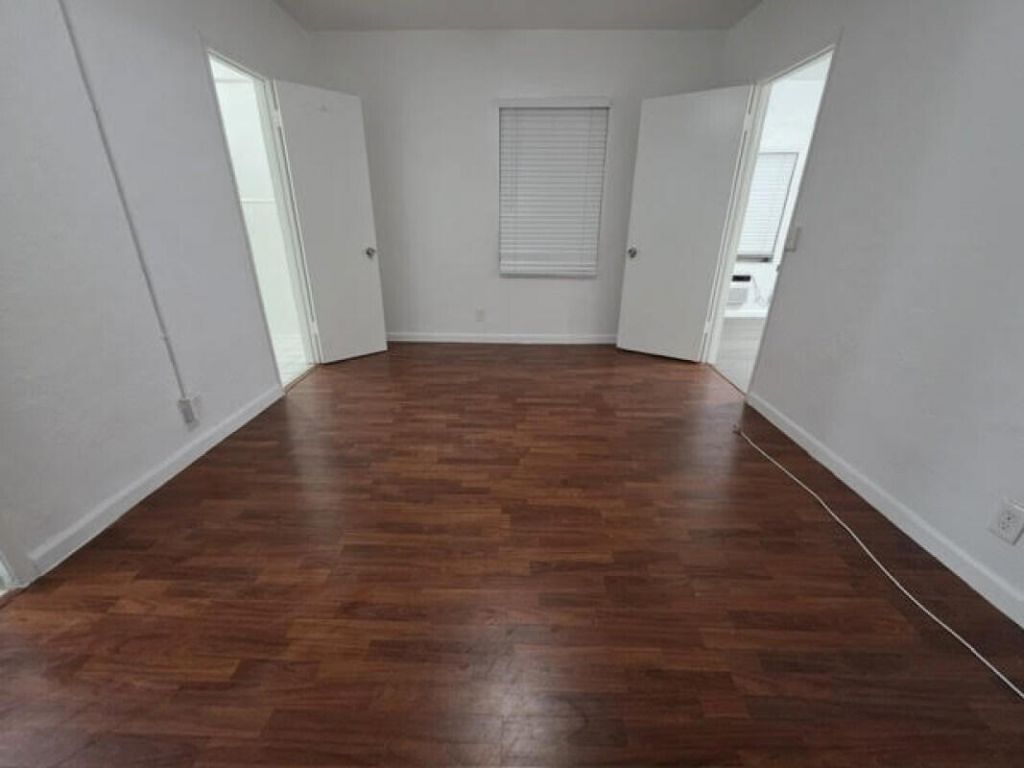 100 Isle Of Venice Drive, Unit 4, Fort Lauderdale, FL 33301 Photo