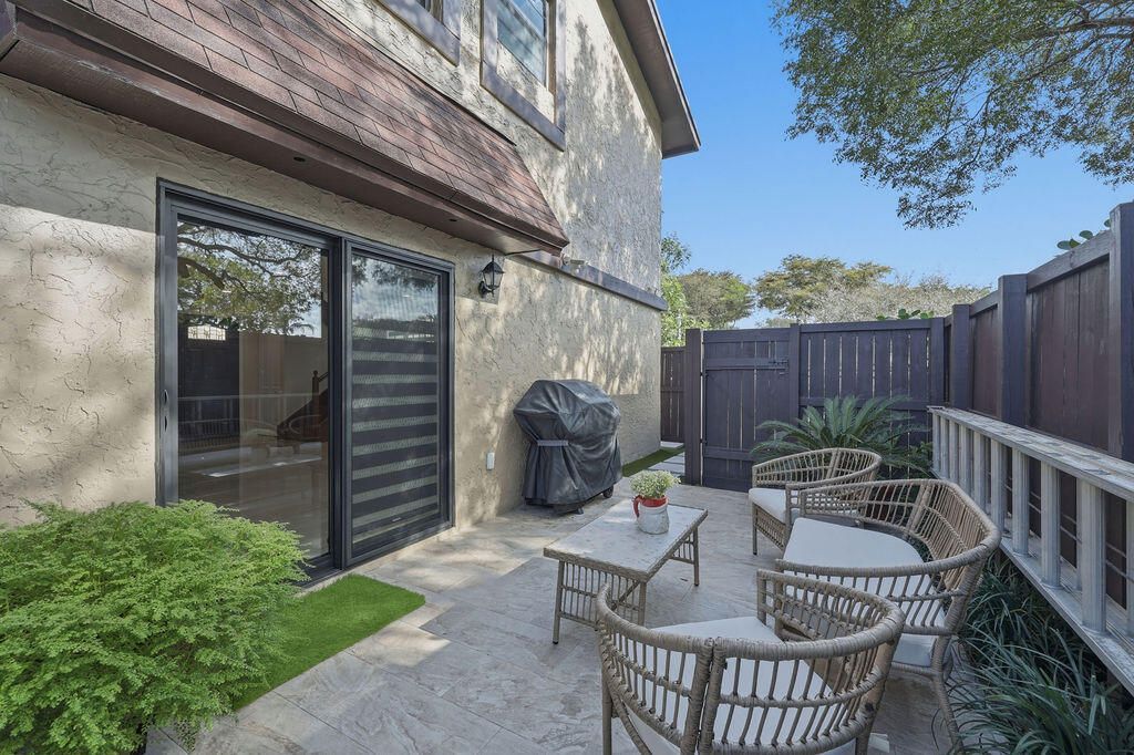 1871 Bayberry Drive, Unit 1871, Pembroke Pines, FL 33024 Photo