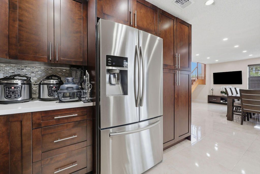 1871 Bayberry Drive, Unit 1871, Pembroke Pines, FL 33024 Photo