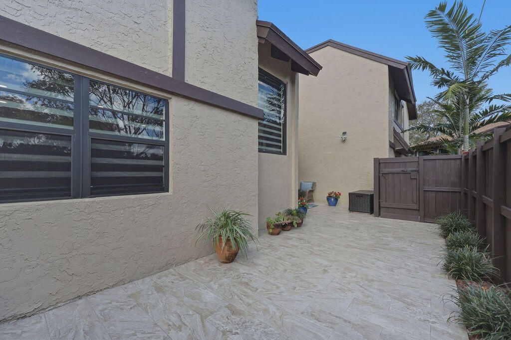 1871 Bayberry Drive, Unit 1871, Pembroke Pines, FL 33024 Photo