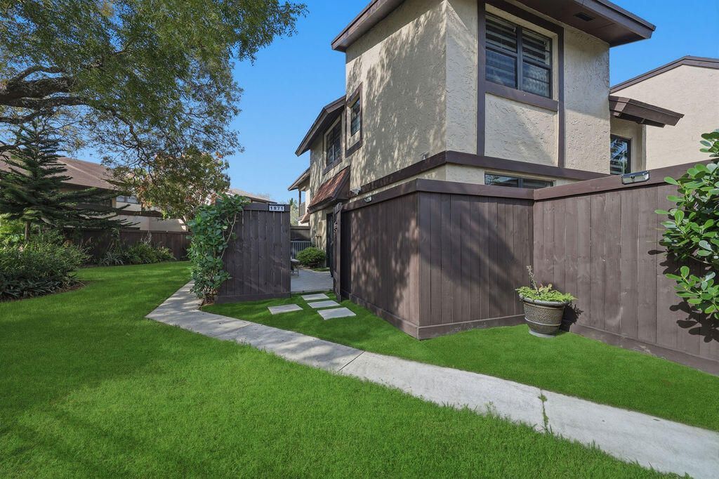 1871 Bayberry Drive, Unit 1871, Pembroke Pines, FL 33024 Photo