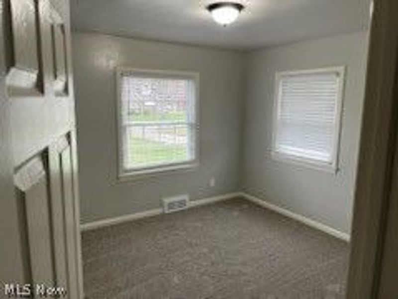 917 S Schenley Avenue, Youngstown, OH 44509 Photo 12