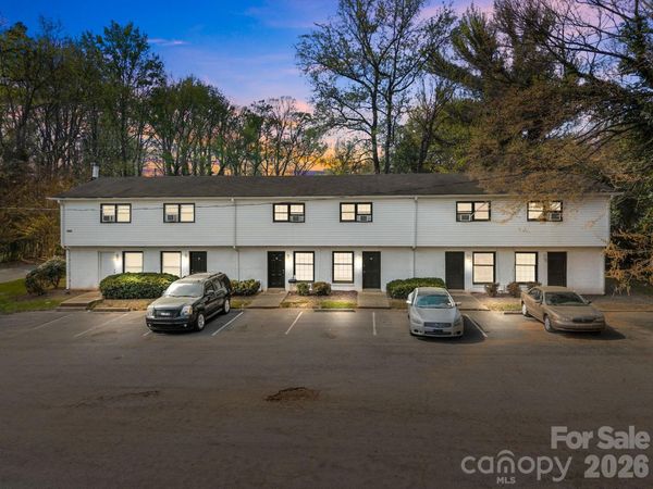 2909 Burgess Drive , Charlotte, NC 28208