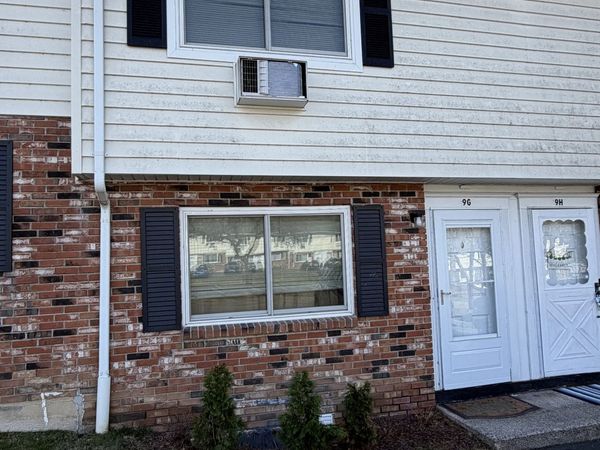 461 Spring, Unit 9G, Naugatuck, CT 06770