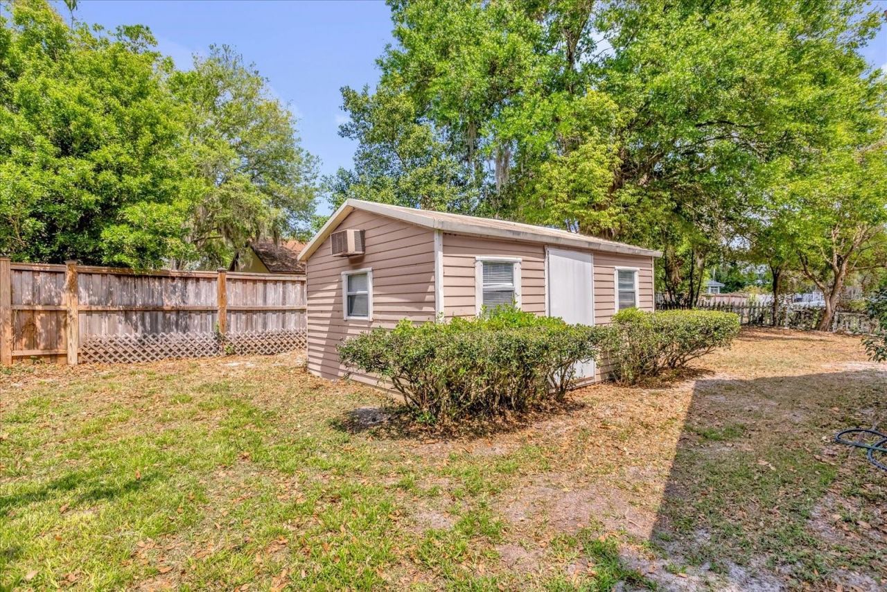 8407 Roanne Drive , Orlando, FL 32817 Photo