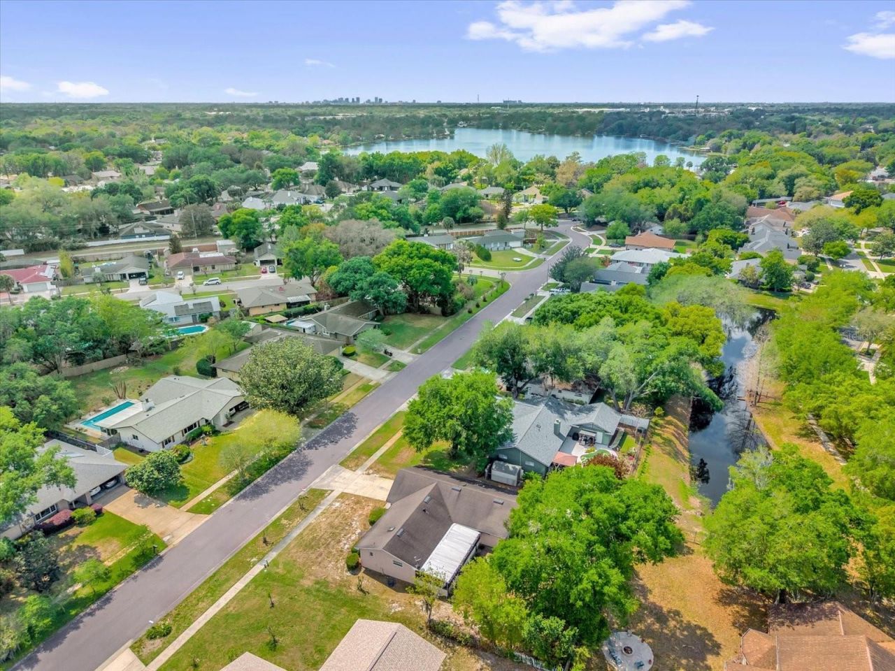 8407 Roanne Drive , Orlando, FL 32817 Photo