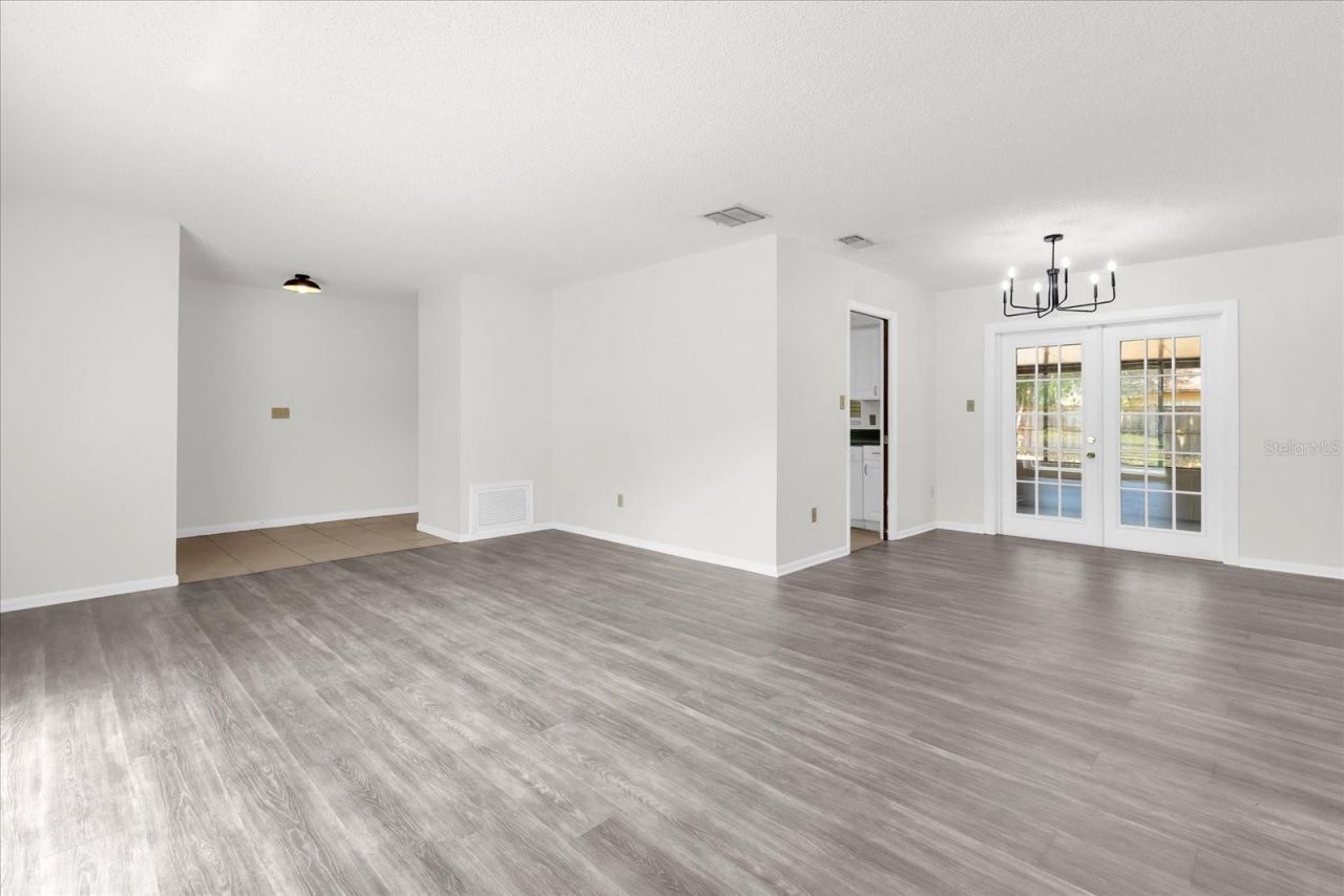 8407 Roanne Drive , Orlando, FL 32817 Photo