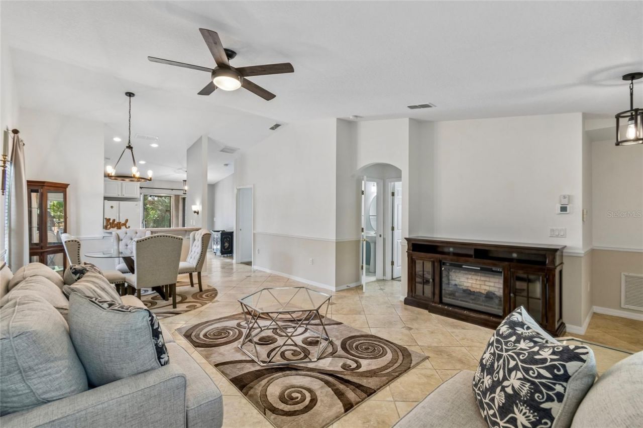 213 Grand Canal Dr , Poinciana, FL 34759 Photo