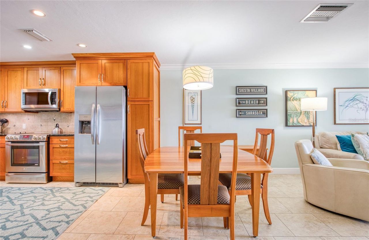 757 Beach Road, Unit 308, Sarasota, FL 34242 Photo