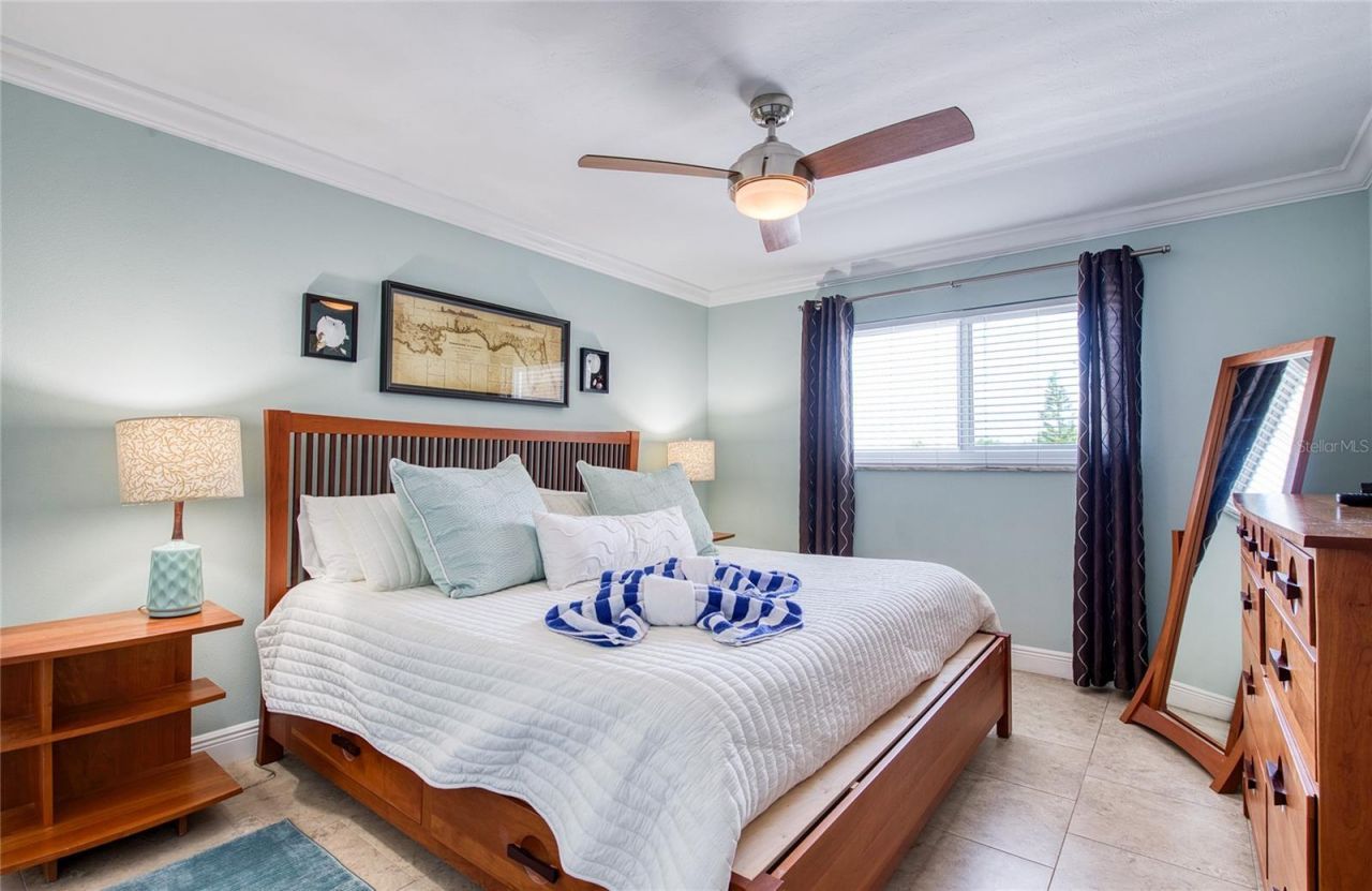 757 Beach Road, Unit 308, Sarasota, FL 34242 Photo