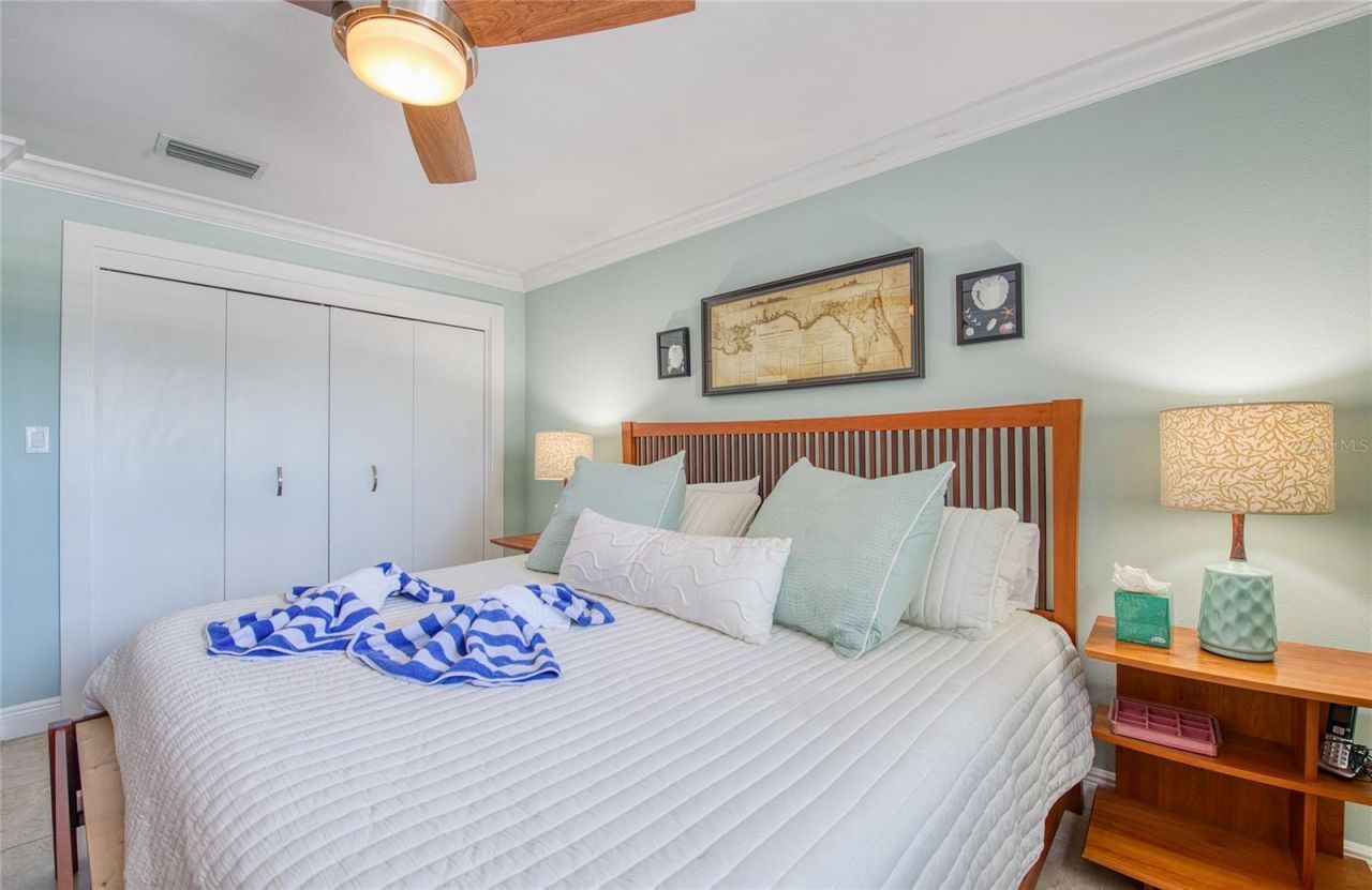 757 Beach Road, Unit 308, Sarasota, FL 34242 Photo