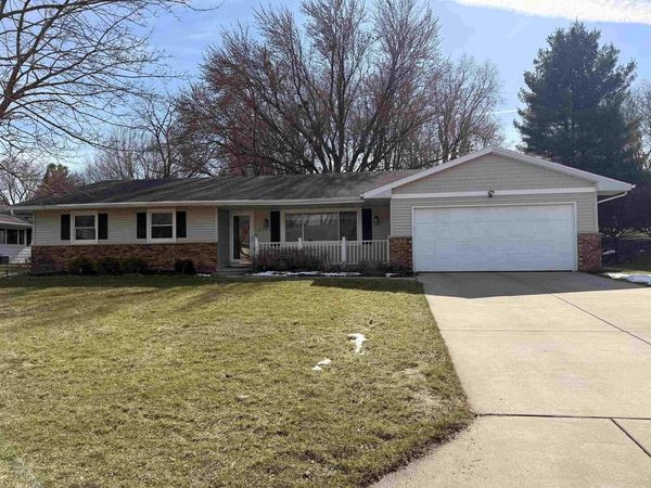2781 Marledge Street, Fitchburg, WI 53711