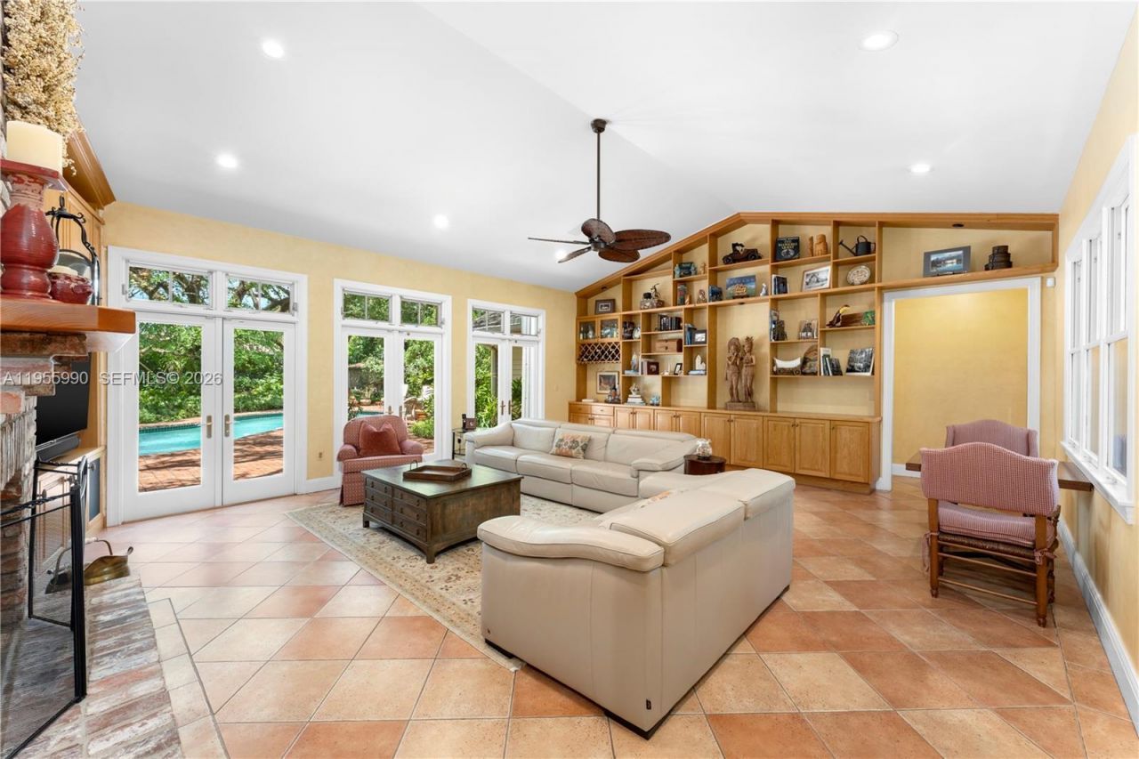 7400 SW 47th Ct , Miami, FL 33143 Photo