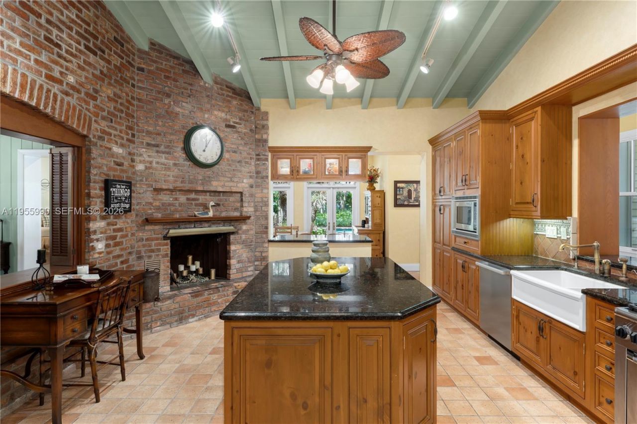 7400 SW 47th Ct , Miami, FL 33143 Photo