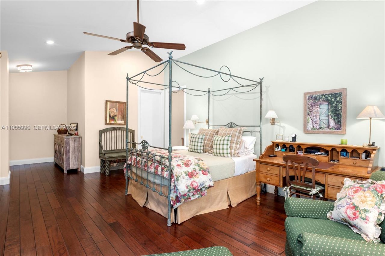 7400 SW 47th Ct , Miami, FL 33143 Photo