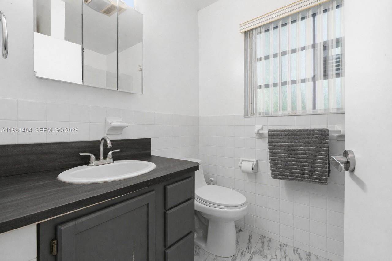 7870 SW 98th St, Miami, FL 33156 Photo